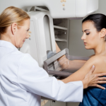 La importancia de las mamografías a partir de los 40